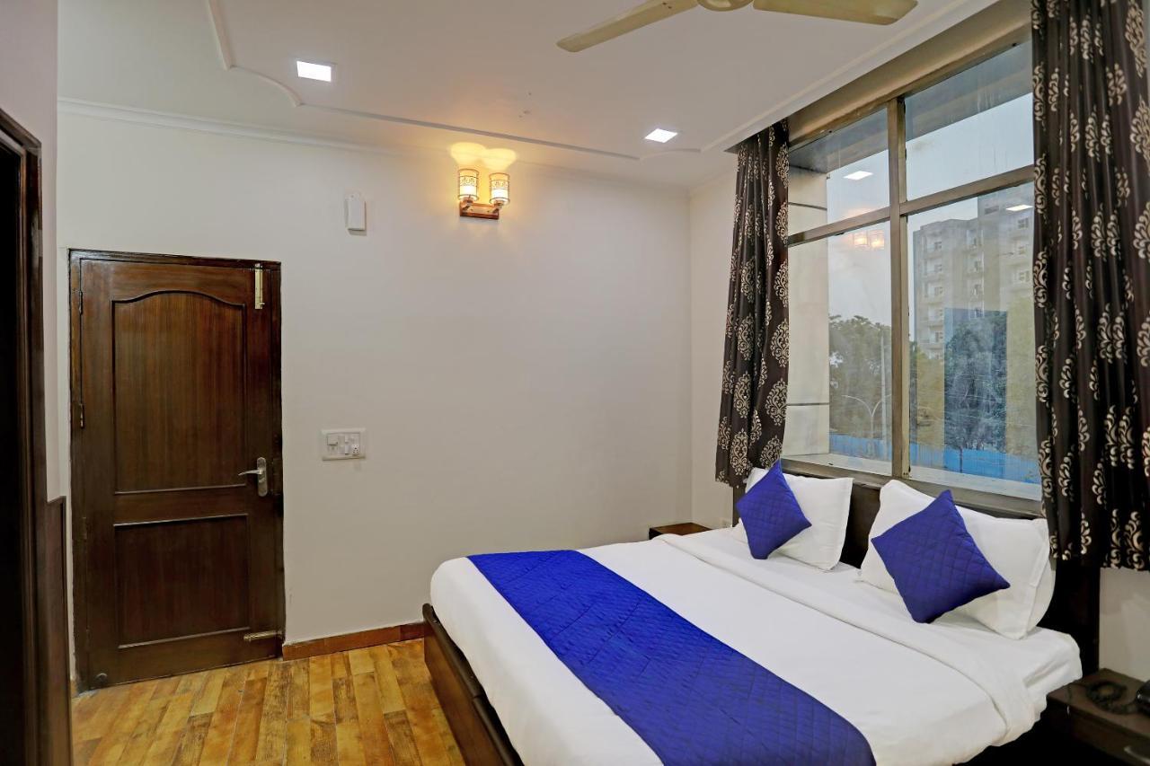 Hotel Grand Tushar - Ghaziabad Railway Station Exterior foto