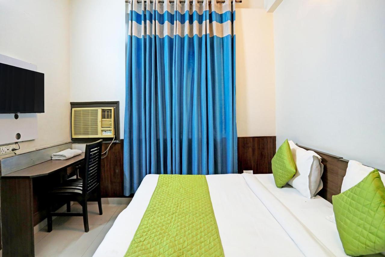 Hotel Grand Tushar - Ghaziabad Railway Station Exterior foto