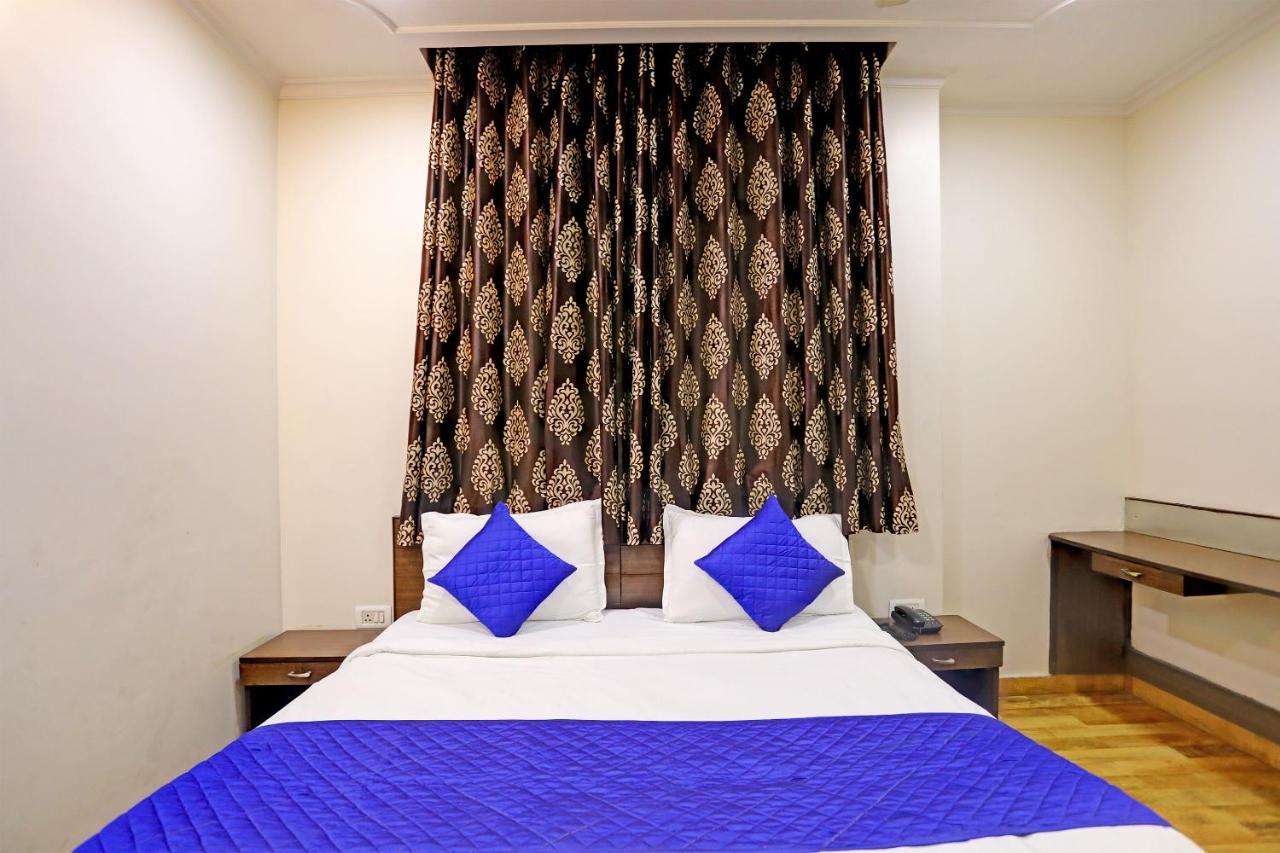Hotel Grand Tushar - Ghaziabad Railway Station Exterior foto
